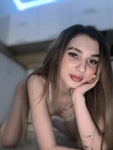 ammy_cummy homemade pleasure with me🤍 Foto 4