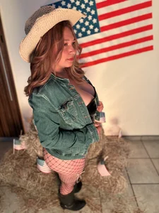 Sexy_Valeshca 🔥❤️ Igniting the patriotic spirit with style 🇺🇸 Billede 2