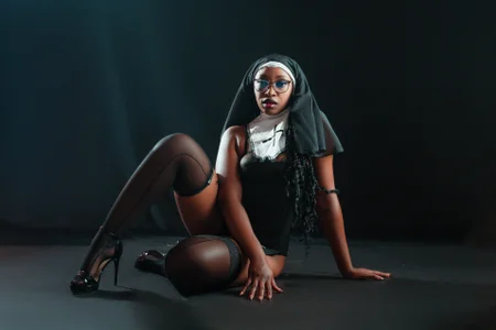 YallianaBrooks 😈 Angel or Devil… Immagine  3