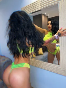 BellePearson GREEN PASSION Pic 8