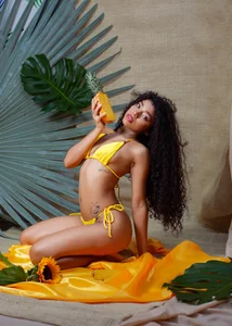 Fruta prohivida de lucie_petite Foto 2