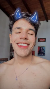 _FRIENDS_ SUMMER🍑 Pic 4