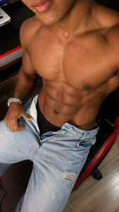 my incredible physique de Magik_Angel  4 Imagens