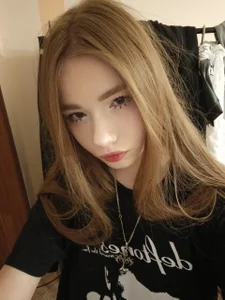 Nora_Ford Public Foto 4