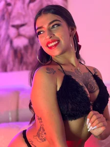 your sexy bad girl 🖤 de TeennNaugthy18  6 photos