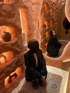 LauraHansil Very warm atmosphere in the restaurant! How do you like it?😃 Gambar