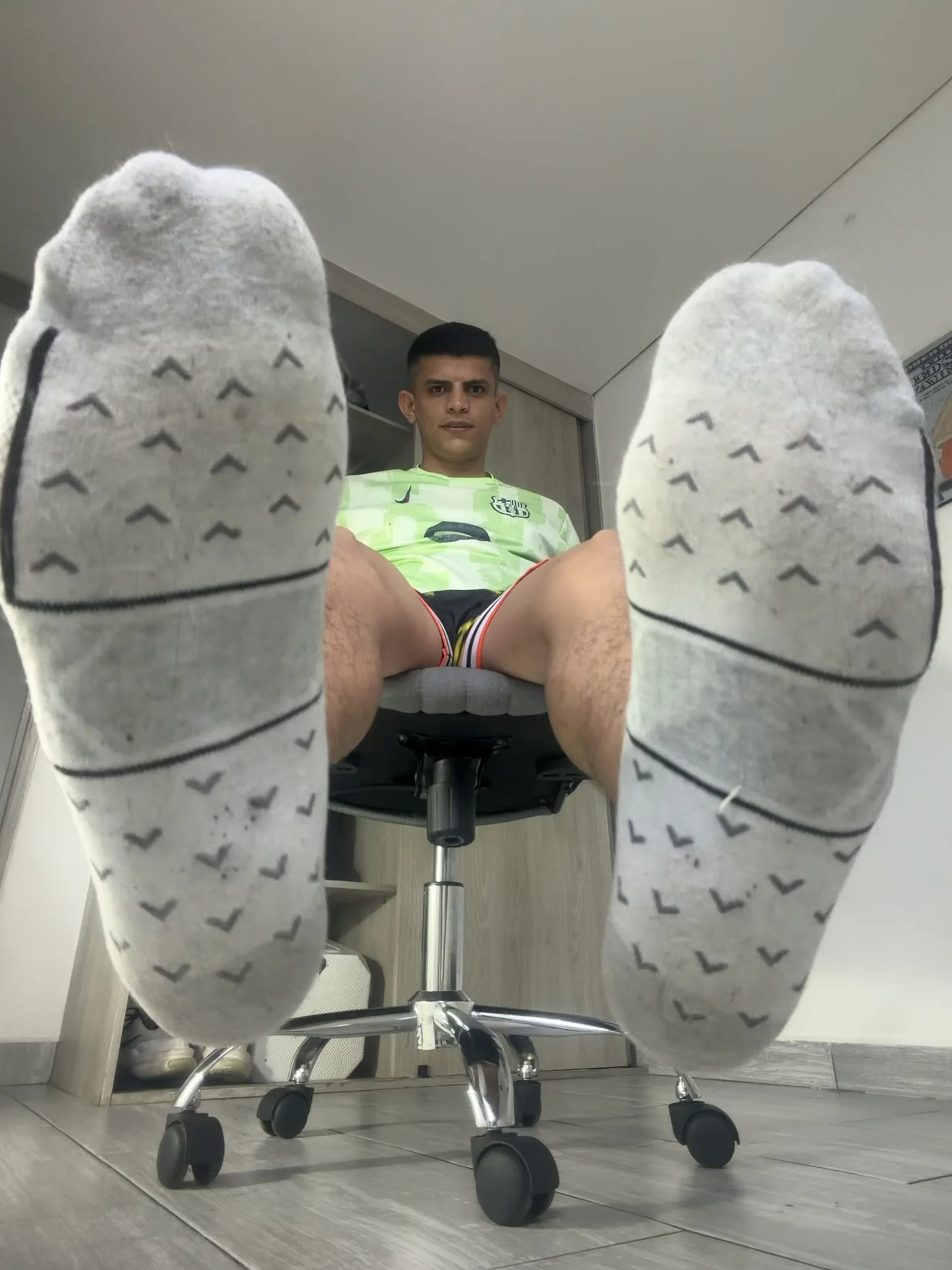 Big dick and feet de cash_master_daniel  Imagens