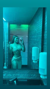 BrendaMakorny Public Gambar 7