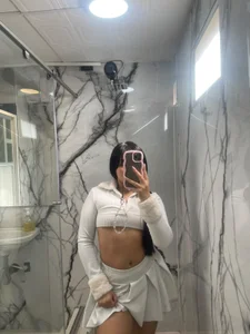 I feel very sexy🔥😳 de Carolina_sweety  2 Imagens