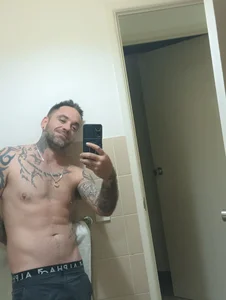 Shybutbig369 Public 圖片 4