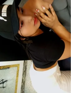 AmaraFontaine I need attention baby 💋 Pic