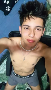 🥵 de YEICK-17 Foto 3