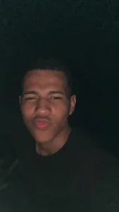 noahdark_Public Bild