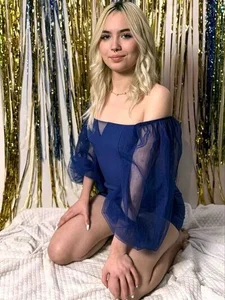 iris_vibes blue dress รูป  2