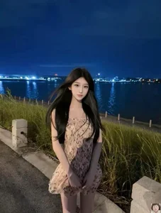Fa_Lao Public 사진