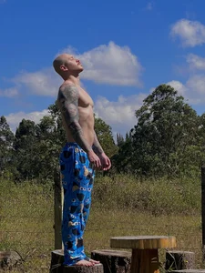 Adam_Meyer10の😎😎の 5枚の写真