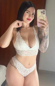 Kisses♥♥ de sophie_lopez__  2 Imagens
