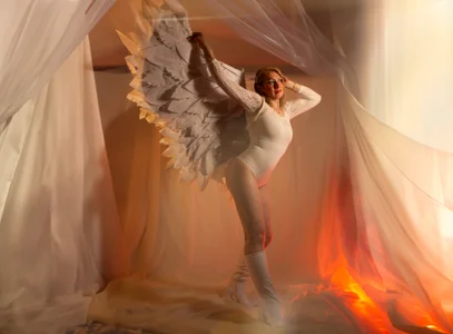 ANGEL od MissEscarleth  5 snímek