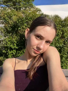 PetraHambelton Plum paradise 🍇 Pic 3