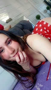 jade_hearttRandom photos😈 Bild 7