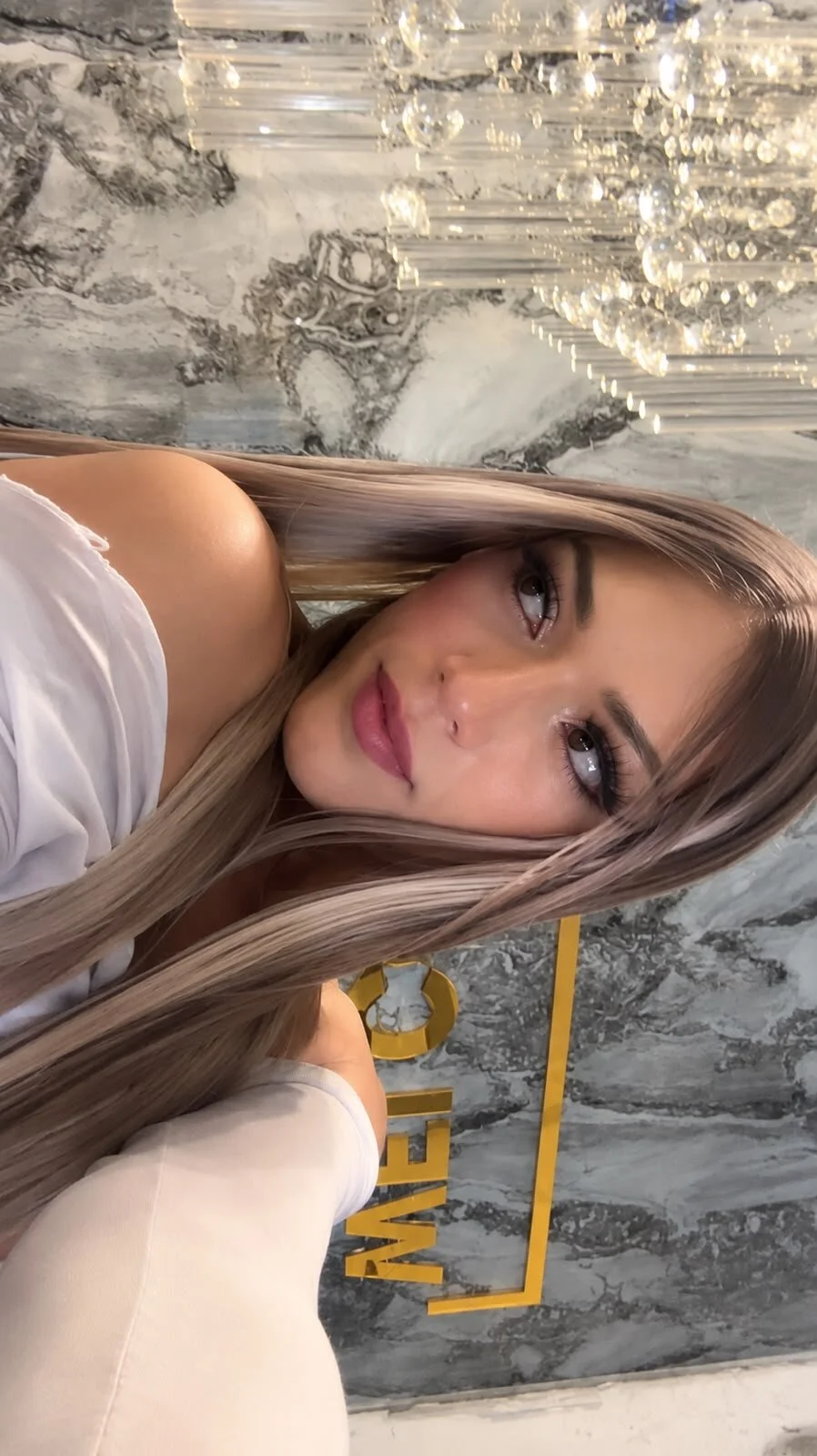 Трендове зображення  8415 Sophi_Johnson