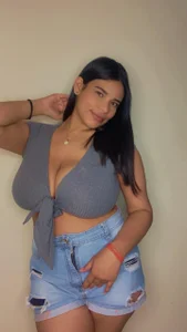 Isabella_boobd Public Pic 2