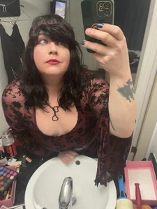 NikkiSable selfies Pic 9