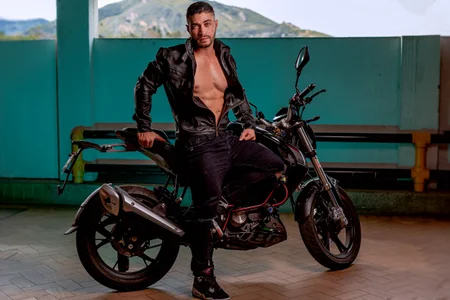 cesar_jonnes Public 사진 5