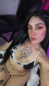 Mazikeen-- Moo! 🐮💜 Bilde