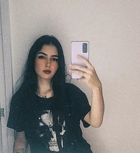 Public de Danae_999  2 Imagens