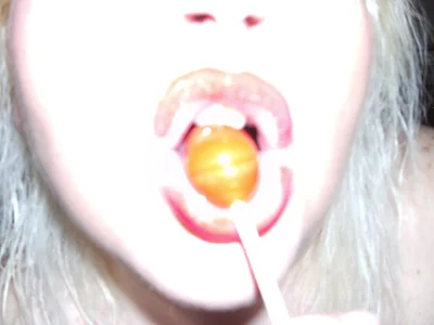 Blasflittchen Luder Lutsche Hình