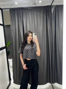 Amelia_bru: Public ( 4 фото)