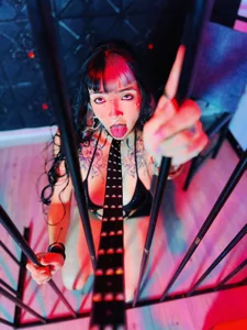 Samantha_Smiith sleeper Pic