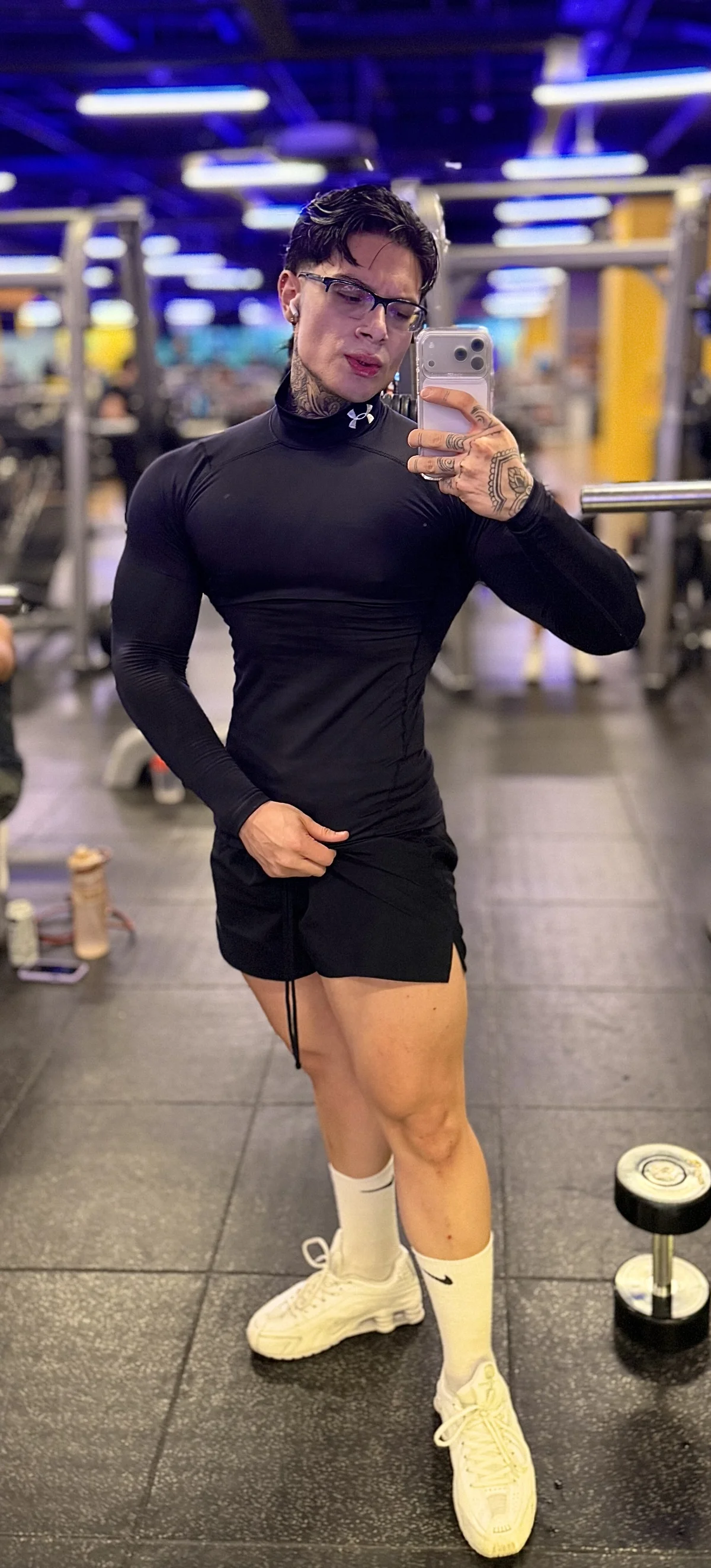 ภาพที่กำลังนิยมของ DennisWalkerr  382