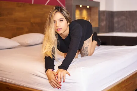Zdjęcia AnnieGirl1 Public:  3