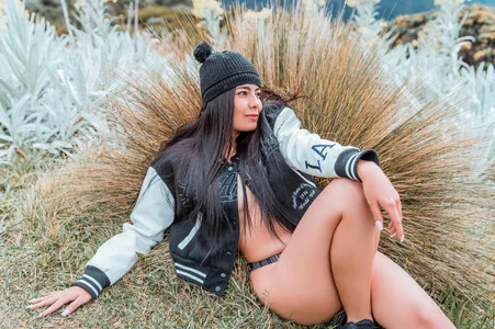 aylenmiller- 🥰 Poză