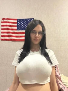 BigBoobiesALT Public Immagine  5