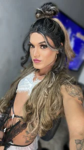 samanthahazellV Public Pic 5