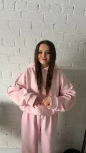 ManyBaumohl: Public ( 2 фото)