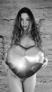 lucie_mehott Merci à tous de me suivre ! รูป  3