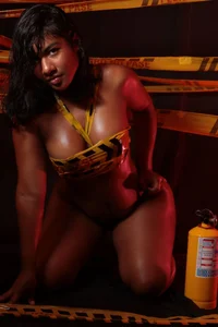 Valentina_rose_x Danger woman Pic 4