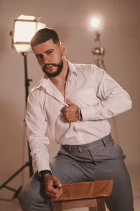 DickGriffith_: 🍾It's my 26th birthday!🎂 ( 5 фото)