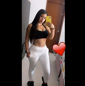 Melisa_ross25 casual clothing and swimsuit টি ছবি