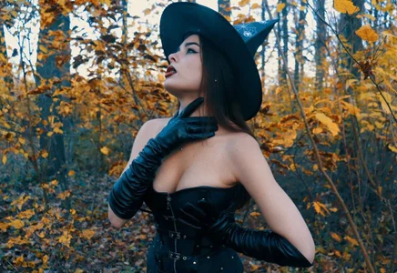 MistressMilana Halloween 2022 Poză 2