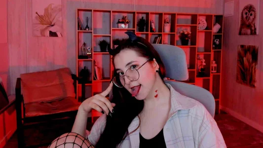 VirtuallVoyant little devil Foto 2