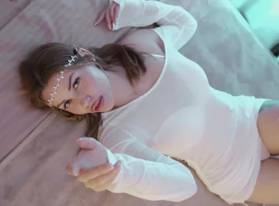 A sexy elf beckons with its hotness od Roxana_Wet_  6 snímek