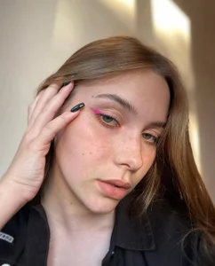 MeriClarkee Public Foto 4