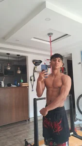 ZYZZ1312 Public зображення 8