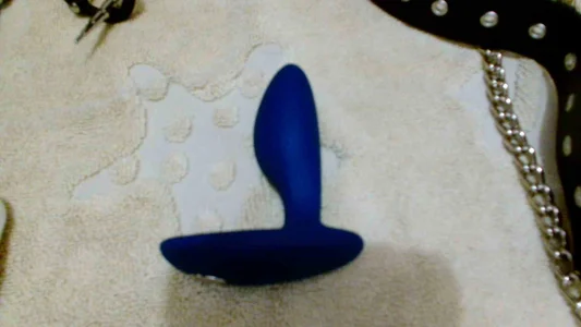 EXTREMSLAV WANT TO CONTROL MY TOY? Pic