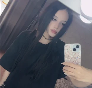 LouisePavlides VOID Foto